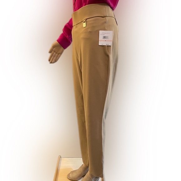 Rafaella Tigers Eye Pull on Curvy Fit Slim Leg Pants - Picture 2 of 11